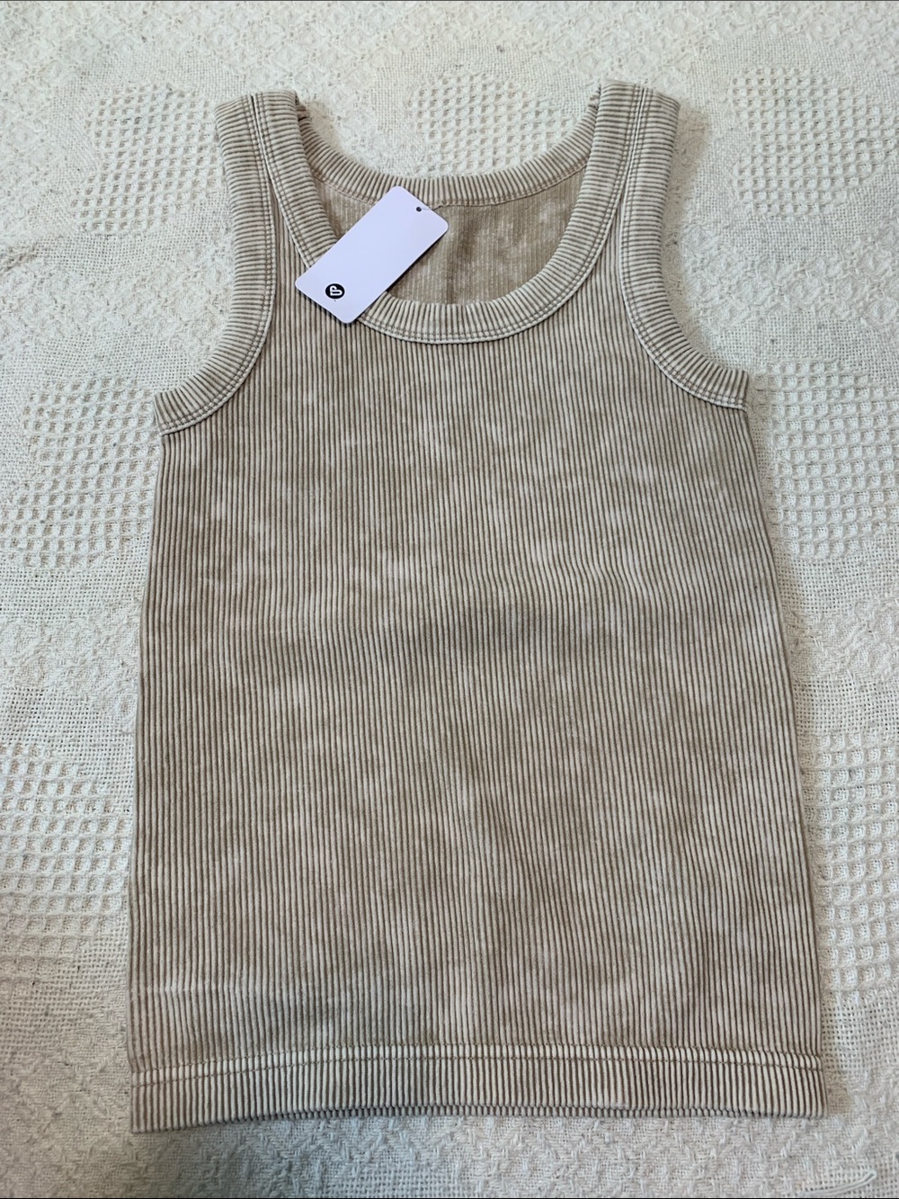 Silver Icing Women's Reversible Ribbed Tank Top - Beige